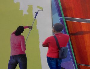 Pelaksanaan renovasi rumah dengan biaya murah, rahasianya anda temukan dalam artikel ini.