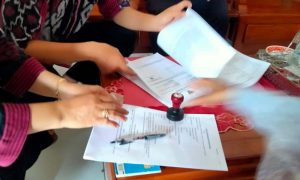 Kegiatan administrasi kantor yang tidak terlepas dari biaya dan dokumentasi