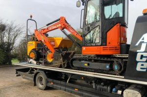 Biaya mobilisasi mobil crane salah satu unsur yang wajib dihitung secara cermat, sebelum rental alat