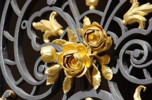 Contoh material besi tempa (besi cor)